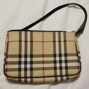 Burberry clutch